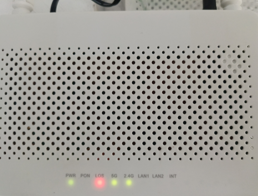 YOTC M2-2050-G40 Top